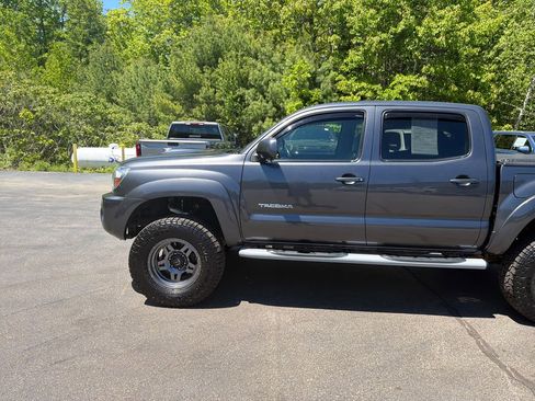 Used 2010 Toyota Tacoma 4x4 Double Cab image 20