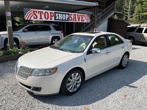 Used 2012 Lincoln MKZ image 2