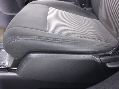 Used 2017 Jeep Patriot Sport AWD/4WD image 19