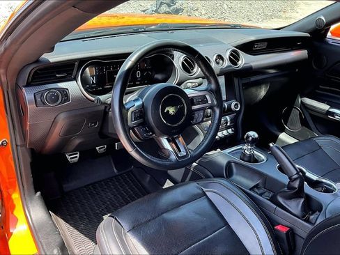 Used 2020 Ford Mustang GT Premium w/ GT Performance Package RWD image 6