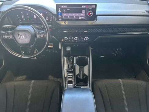 Used 2024 Honda Accord Sport image 3