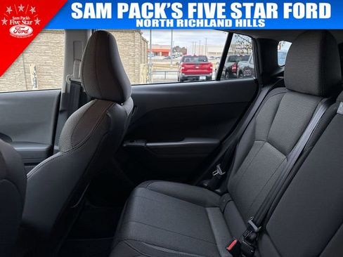 Used 2024 Subaru Crosstrek 2.0i Premium image 14