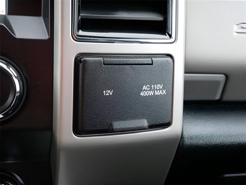 Used 2019 Ford F350 Lariat w/ Chrome Package image 26