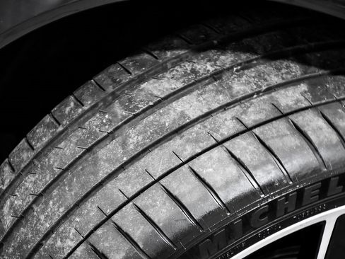 Used 2021 Porsche Cayenne Turbo w/ Assistance Package image 86