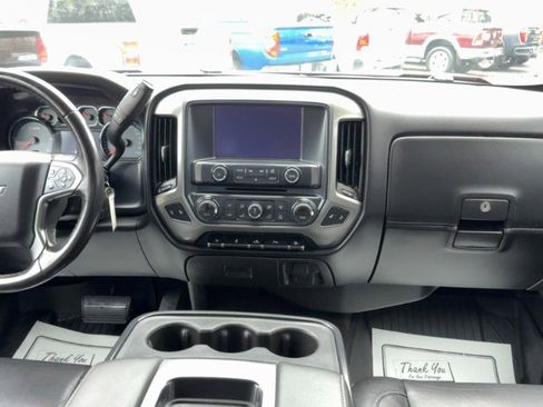 Used 2018 Chevrolet Silverado 1500 LT w/ All Star Edition image 11