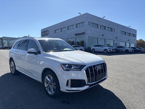 Certified 2022 Audi Q7 2.0T Premium w/ Convenience Package image 1