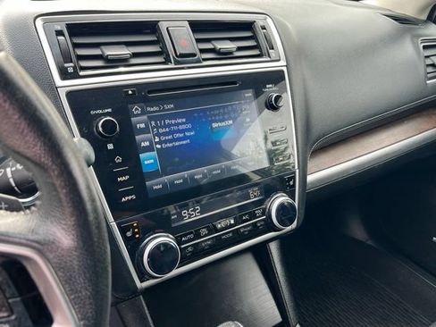 Used 2018 Subaru Outback 2.5i Limited AWD/4WD image 20