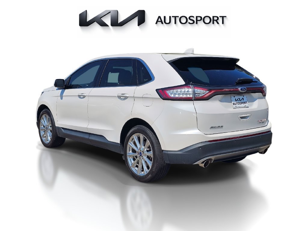 Used 2017 Ford Edge Titanium w/ Equipment Group 301A FWD image 13