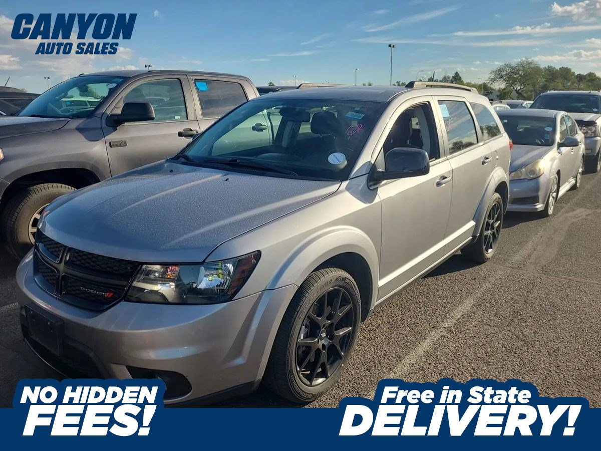 Used 2019 Dodge Journey SE FWD image 1