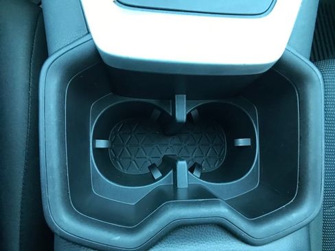 Used 2023 Toyota RAV4 LE image 21