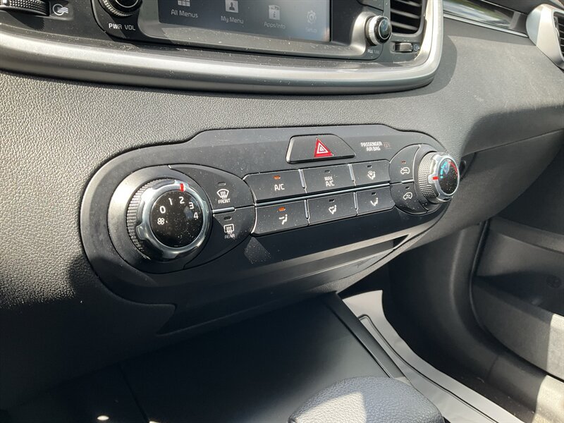 Used 2019 Kia Sorento AWD image 23