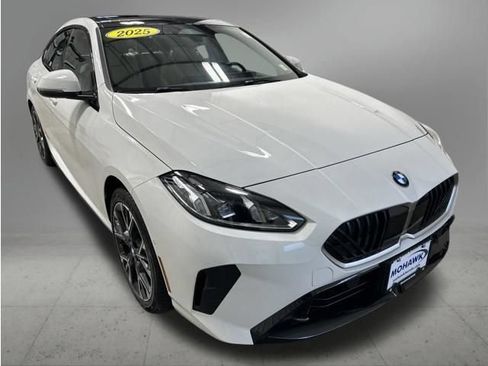 Used 2025 BMW 228i xDrive AWD/4WD image 8