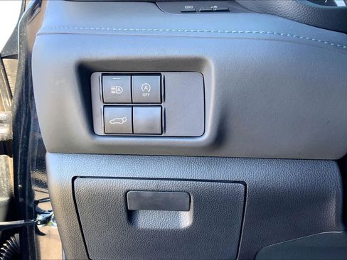 Certified 2024 Toyota Highlander LE image 33