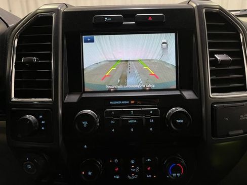 Used 2016 Ford F150 XLT w/ Equipment Group 302A Luxury AWD/4WD image 20