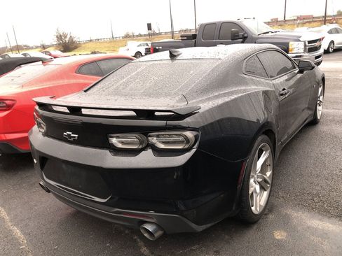Used 2021 Chevrolet Camaro SS image 5
