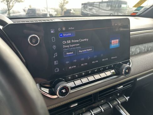 Used 2024 Chevrolet Colorado ZR2 w/ ZR2 Convenience Package III image 28