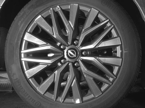 Used 2025 Nissan Altima 2.5 SV FWD image 15