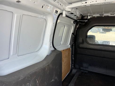 Used 2022 Ford Transit Connect XL FWD image 26