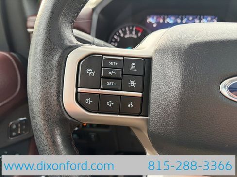 Used 2024 Ford Expedition Limited image 15