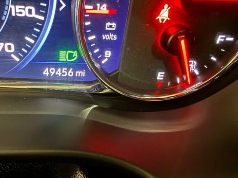 Used 2022 GMC Acadia Denali w/ Black Diamond Edition image 21