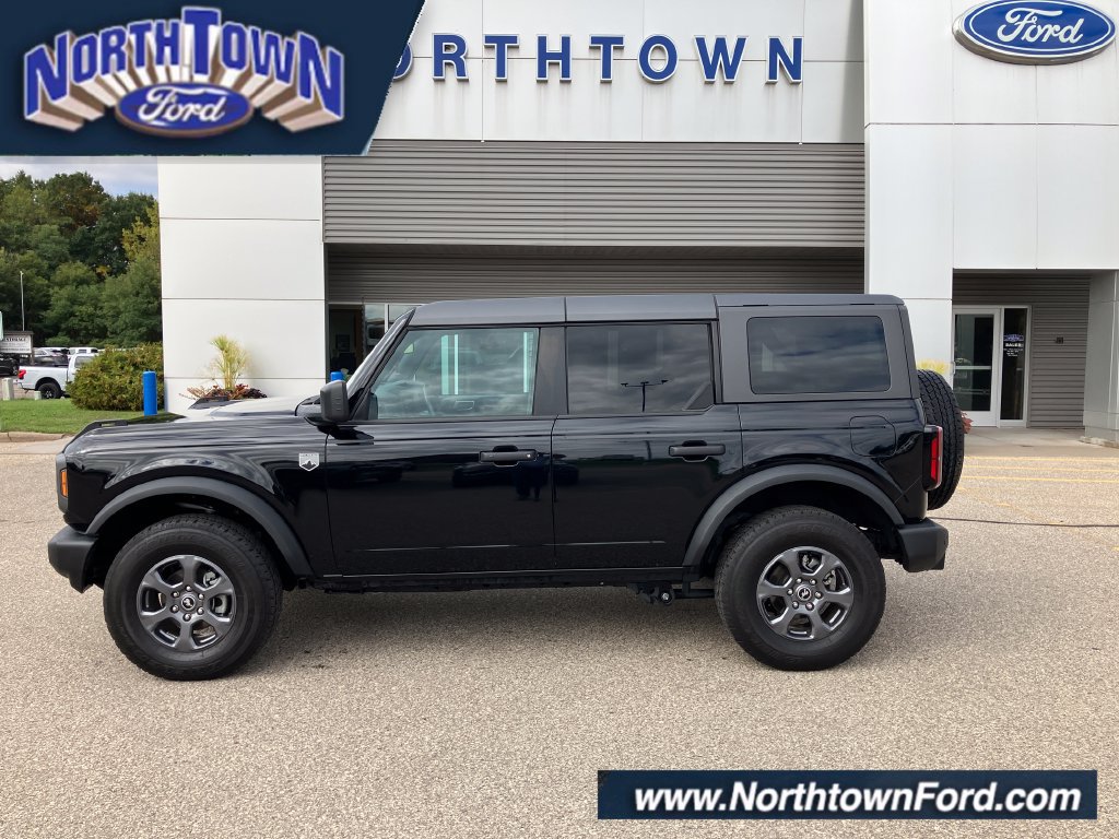 Used 2024 Ford Bronco Big Bend AWD/4WD image 1