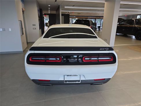 Used 2023 Dodge Challenger SRT Hellcat RWD image 4