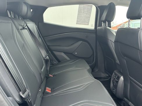 Used 2021 Ford Mustang Mach-E Premium image 17