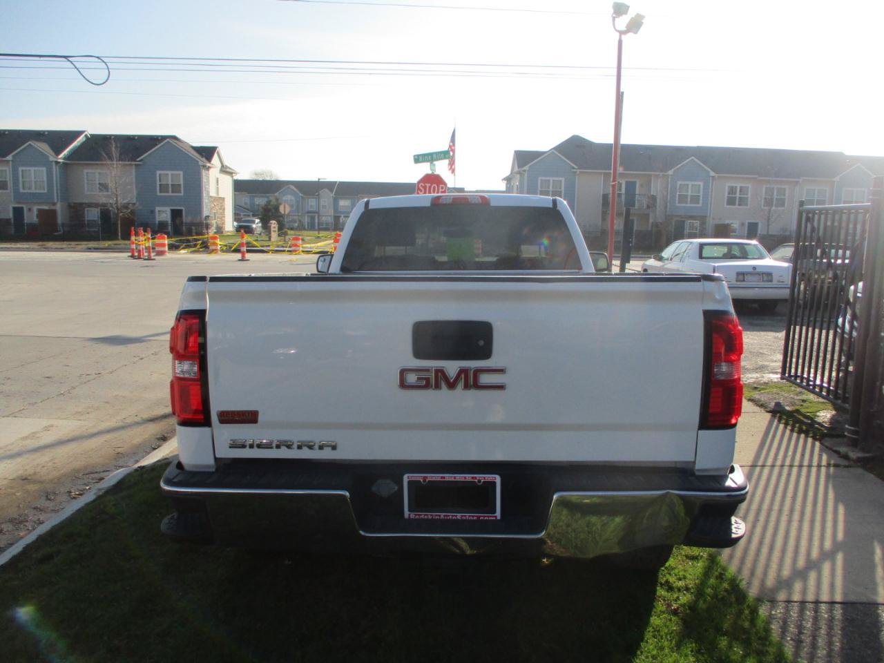Used 2017 GMC Sierra 1500 2WD Regular Cab image 4