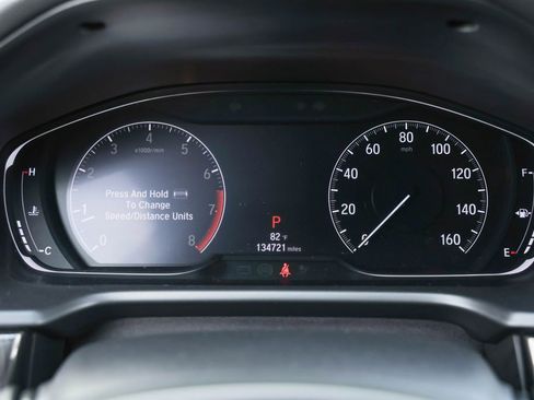 Used 2018 Honda Accord Sport image 10