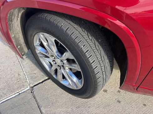 Used 2018 Chevrolet Traverse High Country image 39