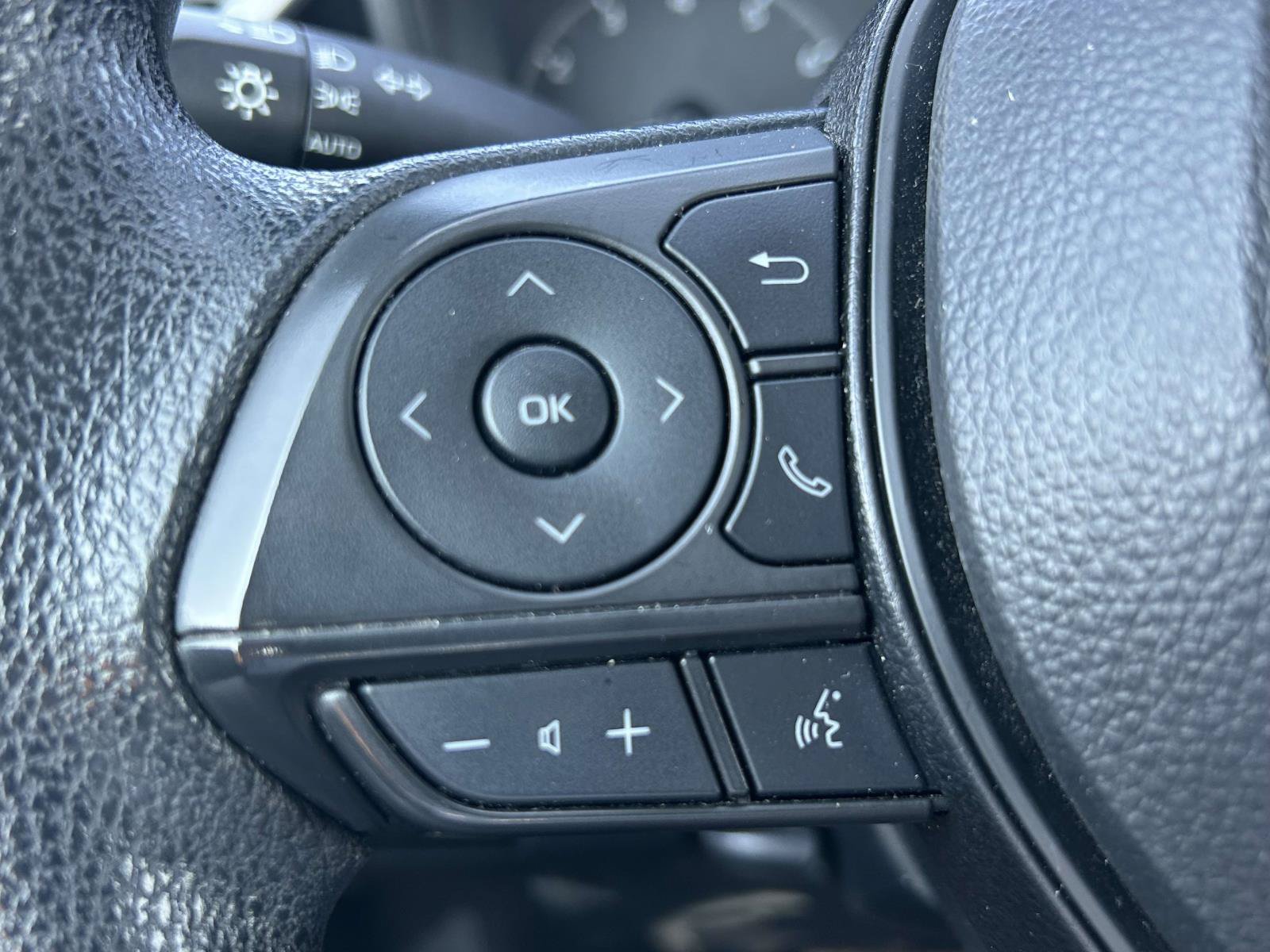Used 2024 Toyota Corolla LE FWD image 23