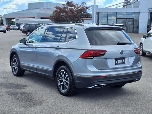 Used 2020 Volkswagen Tiguan SE image 4