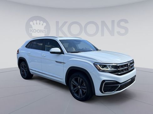 Used 2021 Volkswagen Atlas Cross Sport SE FWD image 10