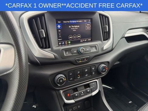 Used 2023 GMC Terrain SLE image 28