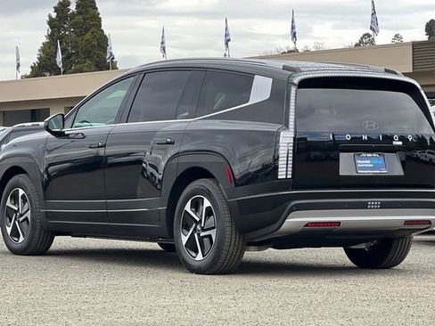 Certified 2026 Hyundai Ioniq 9 S image 9