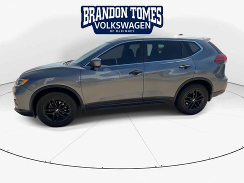 Used 2019 Nissan Rogue S FWD image 4