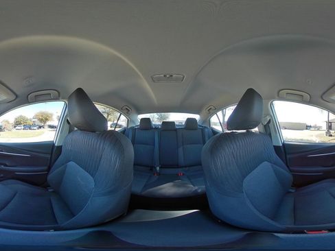 Used 2025 Toyota Camry LE image 42