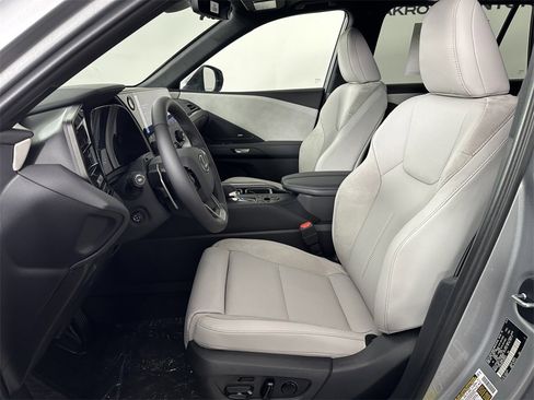 New 2026 Lexus TX 350 AWD image 16