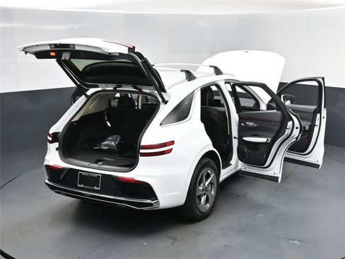 New 2026 Genesis GV70 2.5T image 17