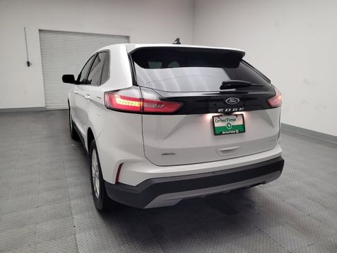 Used 2024 Ford Edge SEL image 6