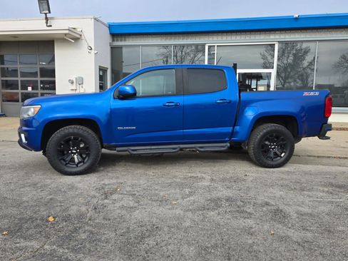 Used 2018 Chevrolet Colorado Z71 image 2
