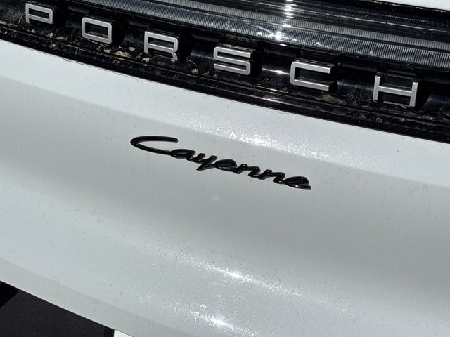 Used 2024 Porsche Cayenne AWD/4WD image 6