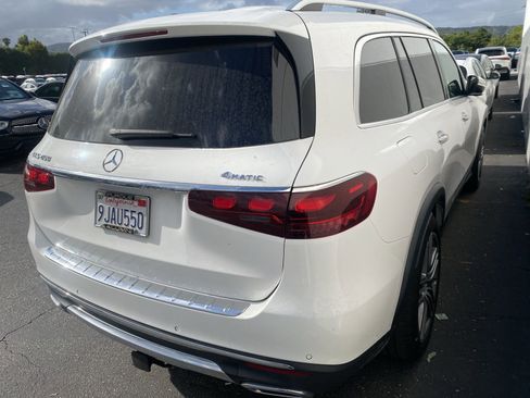 Used 2024 Mercedes-Benz GLS 450 4MATIC image 3