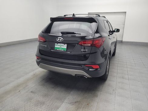 Used 2017 Hyundai Santa Fe Sport image 9
