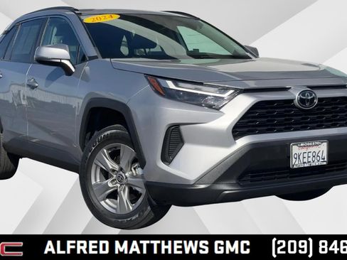 Used 2024 Toyota RAV4 XLE w/ Convenience Package image 1
