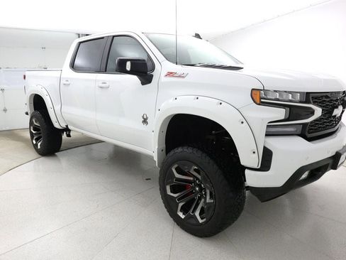 Used 2022 Chevrolet Silverado 1500 RST w/ Safety Package image 2