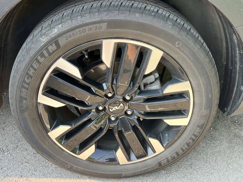 Used 2023 Kia Telluride SX AWD/4WD image 8