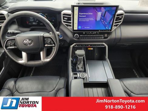 Used 2024 Toyota Sequoia Platinum image 26