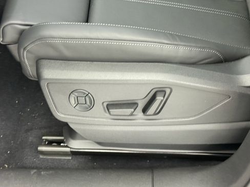 New 2025 Audi Q5 Premium Plus image 13