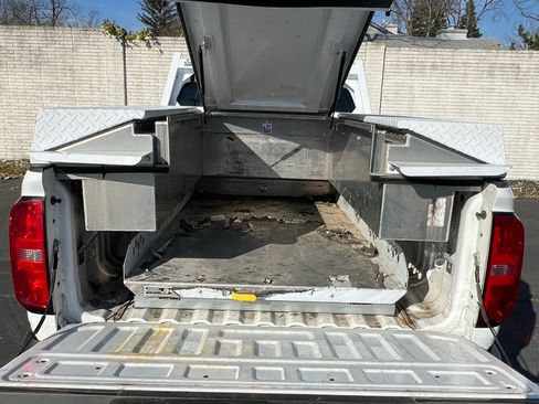 Used 2016 Chevrolet Colorado W/T w/ WT Convenience Package image 11